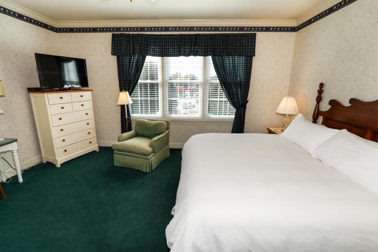 Oakmont Bed and breakfast